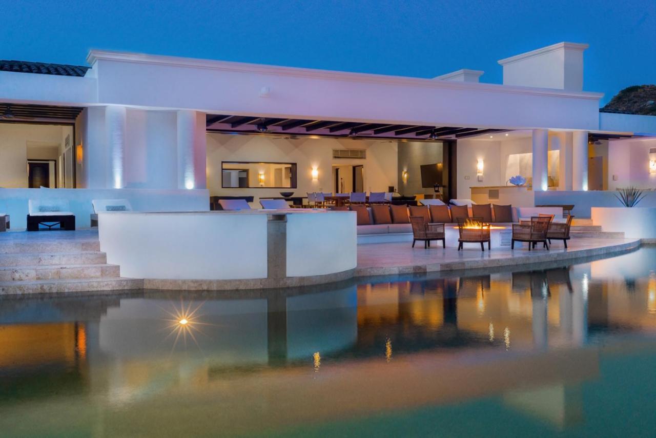 Casa Yvonne Modern Amenities Near Exclusive Golf Course Sleeps 16 Βίλα San José del Cabo Εξωτερικό φωτογραφία